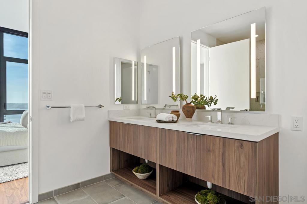 1331 Columbia St 3607