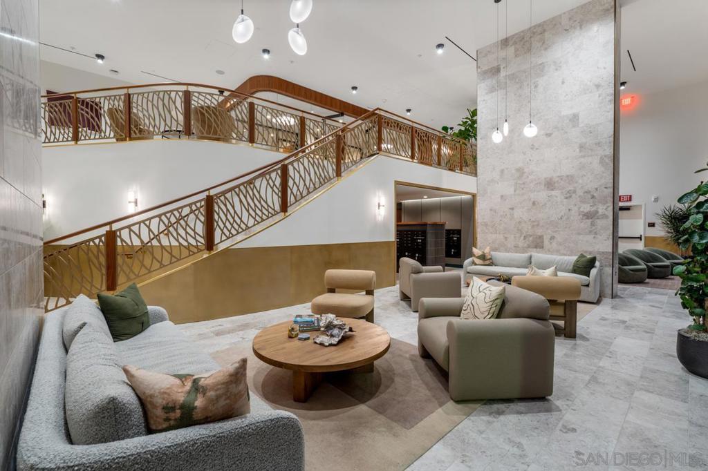 1331 Columbia St 3607