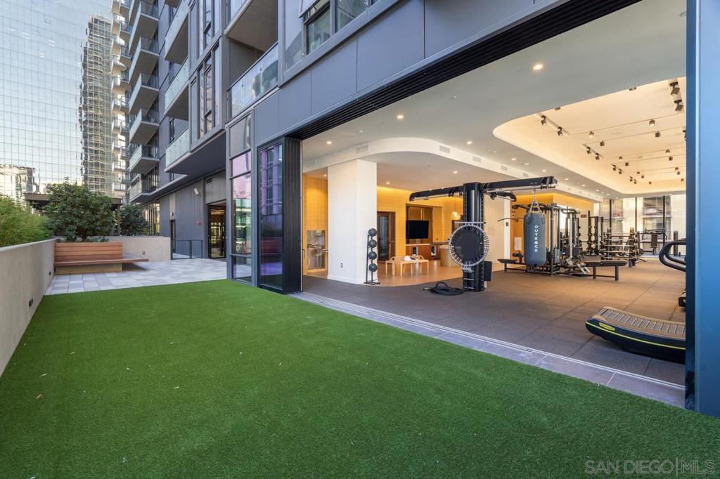 1331 Columbia St 3607