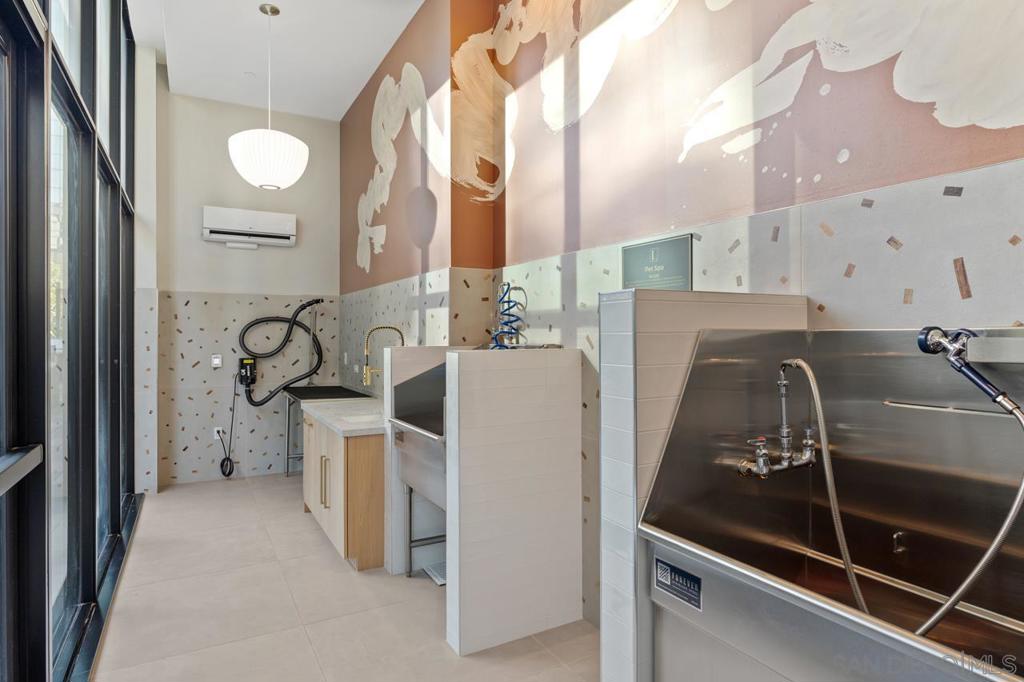 1331 Columbia St 3607