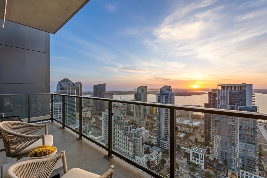 1331 Columbia St 3607