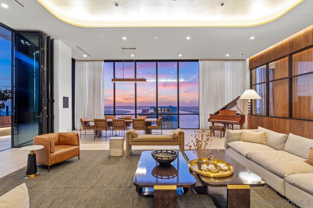 1331 Columbia St 3607