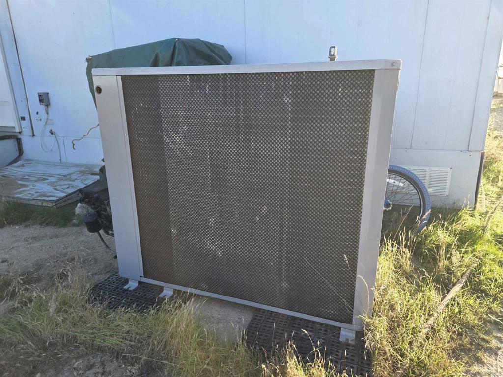 38220 Tierra Real Rd