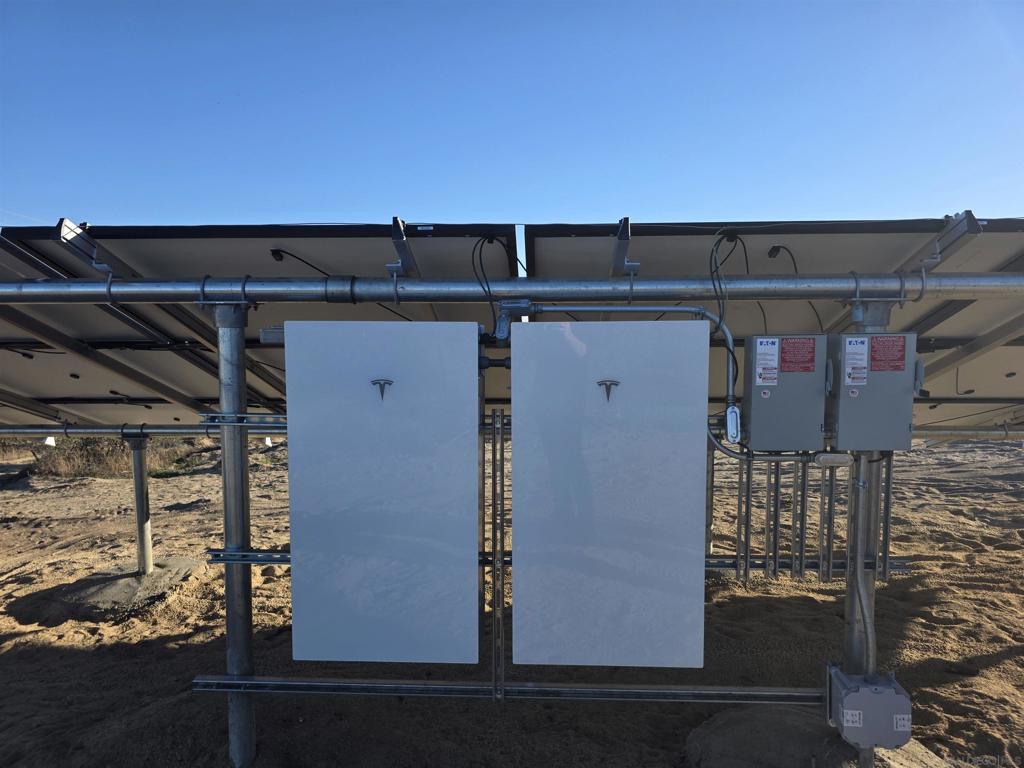 38220 Tierra Real Rd