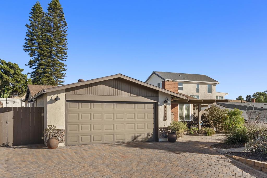 12979 Calle De Las Rosas