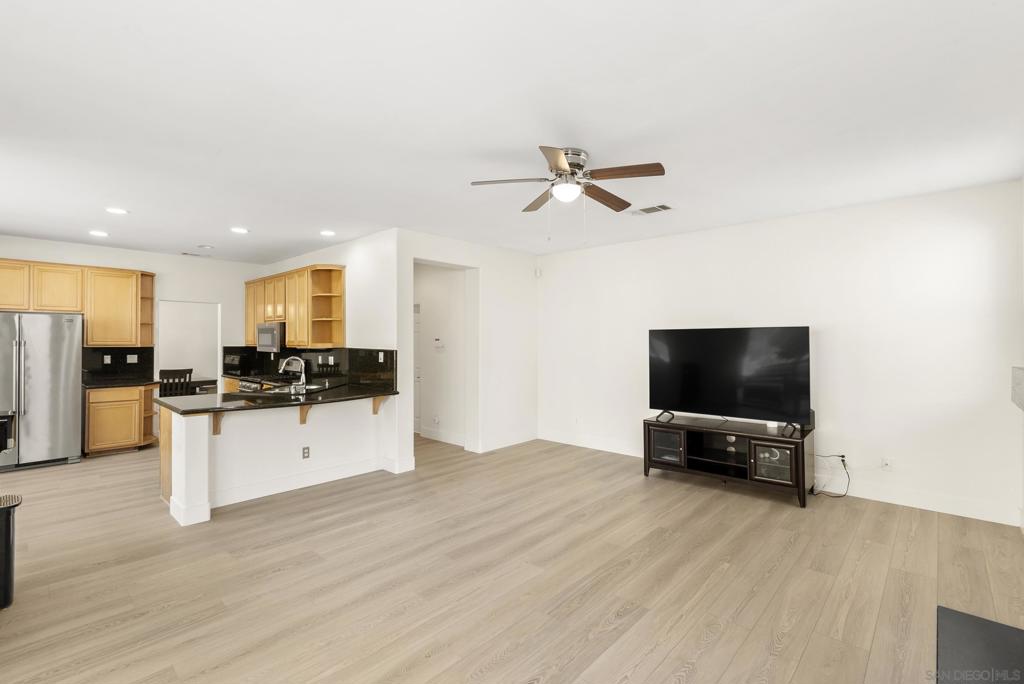 1405 Carneros Valley St