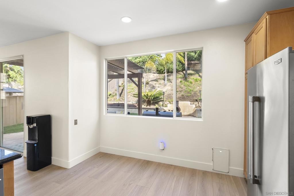 1405 Carneros Valley St