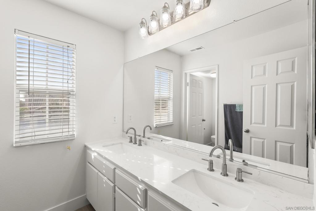 1405 Carneros Valley St