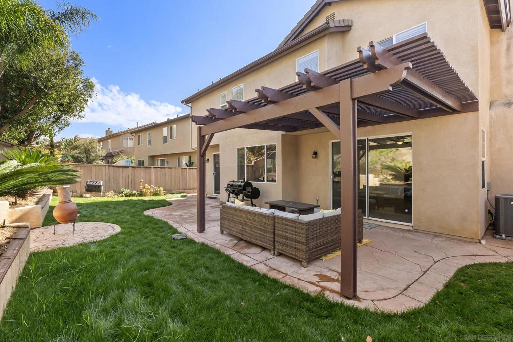 1405 Carneros Valley St