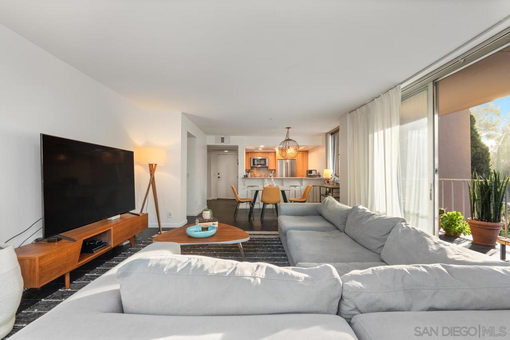 3635 7Th Ave 2D