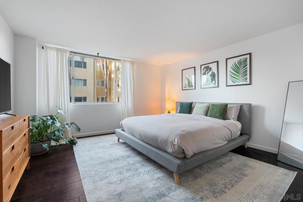 3635 7Th Ave 2D