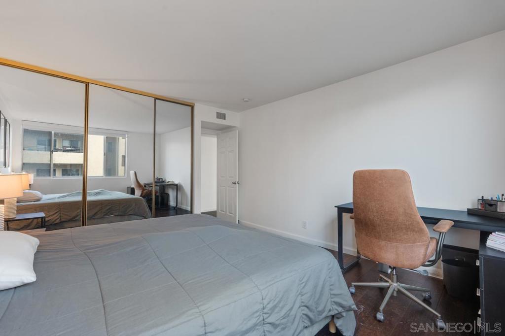 3635 7Th Ave 2D