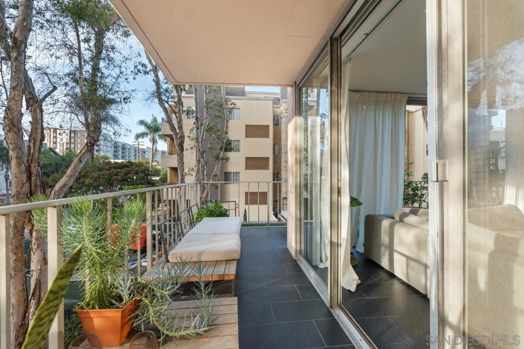 3635 7Th Ave 2D