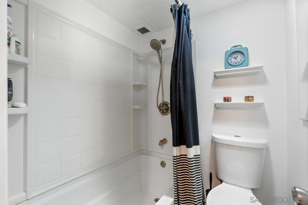 3635 7Th Ave 2D
