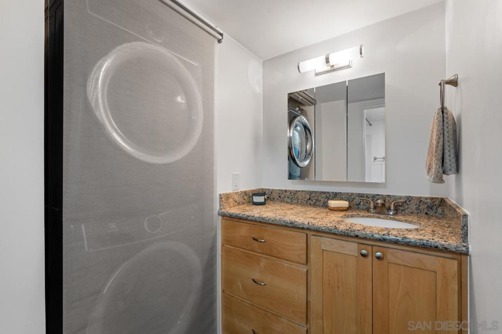 3635 7Th Ave 2D