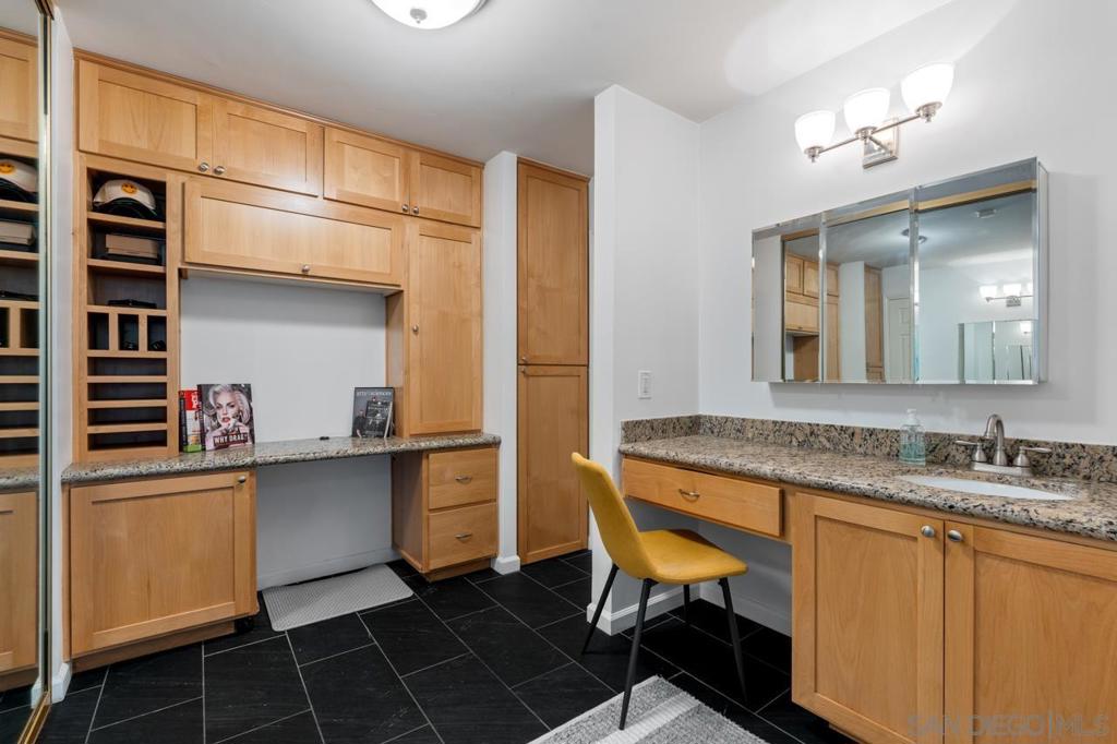 3635 7Th Ave 2D
