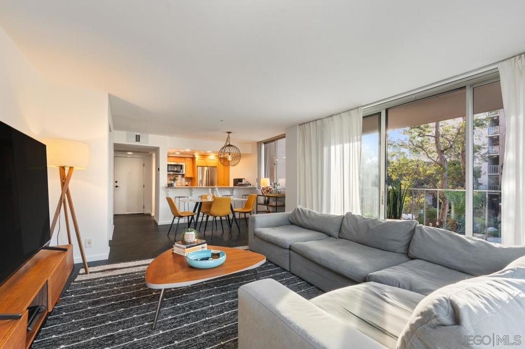 3635 7Th Ave 2D