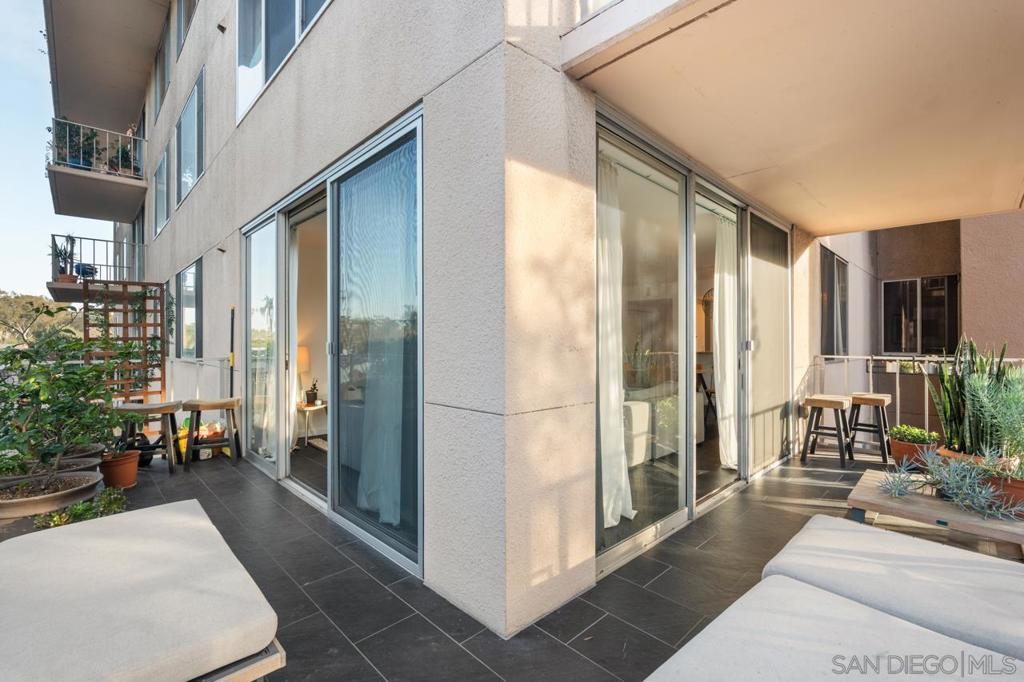 3635 7Th Ave 2D