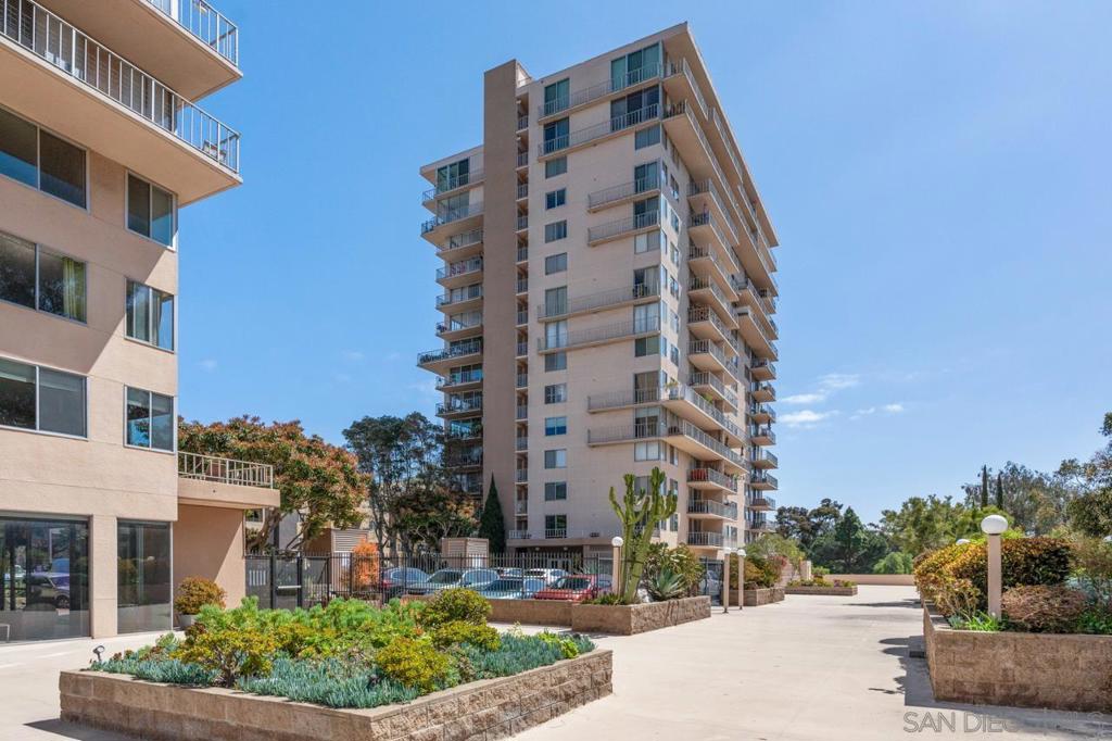 3635 7Th Ave 2D