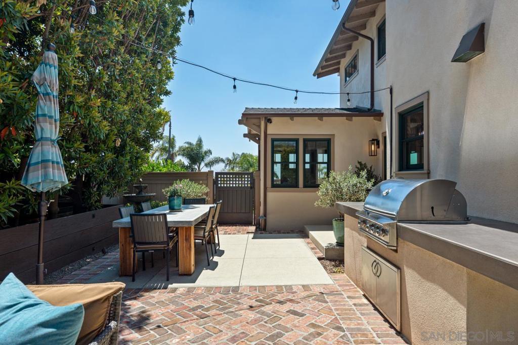 3929 Alameda