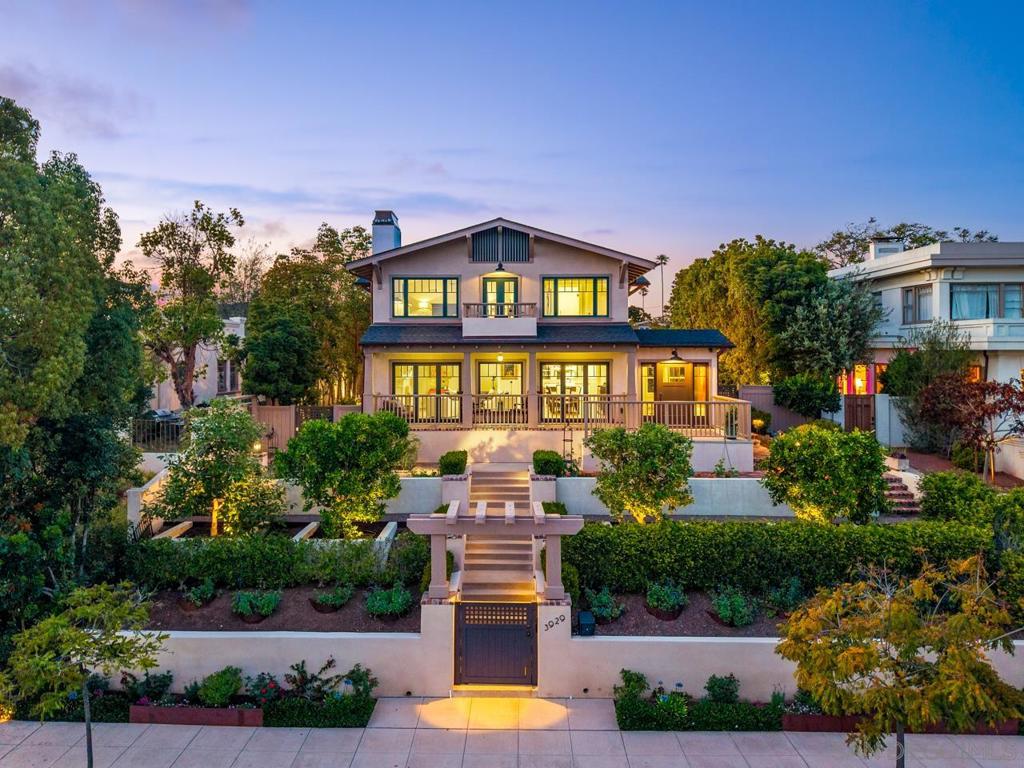 3929 Alameda