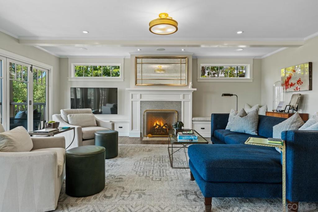 3929 Alameda