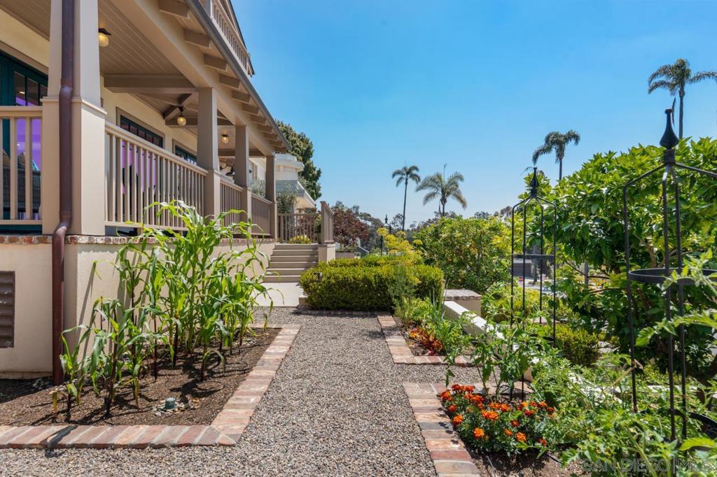 3929 Alameda