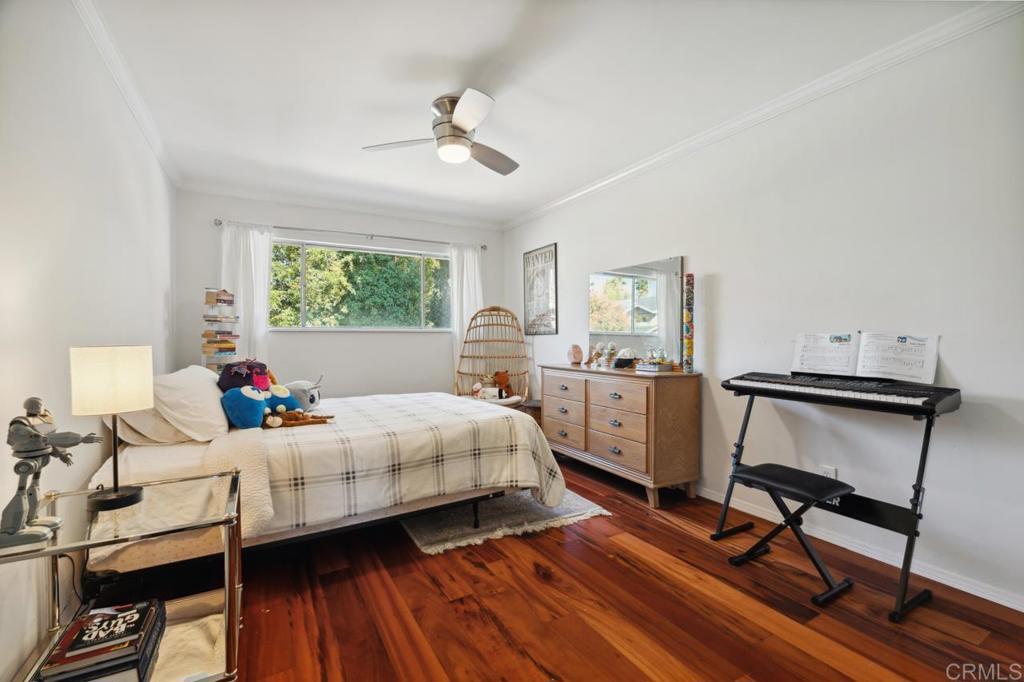 5171 College Gardens Court