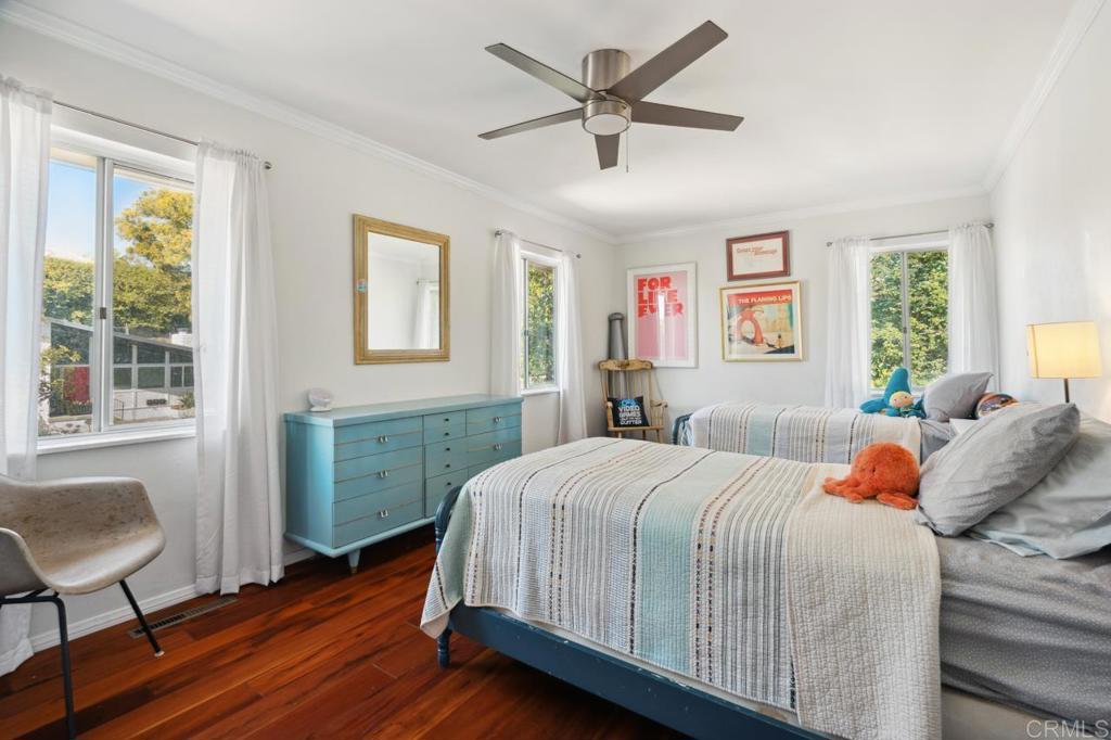 5171 College Gardens Court