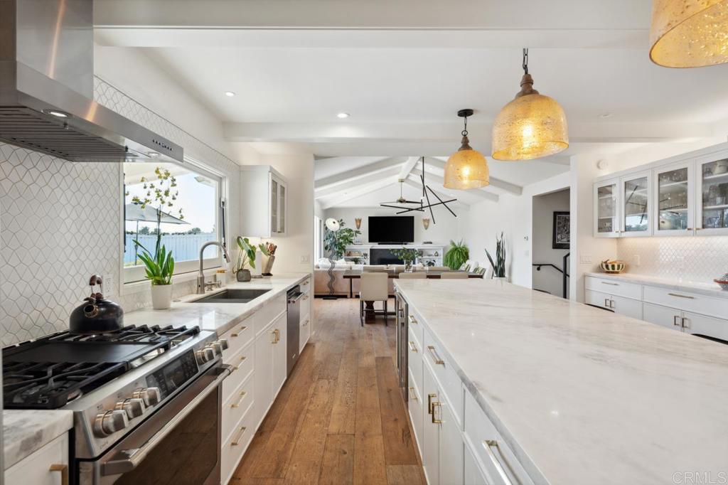 5171 College Gardens Court