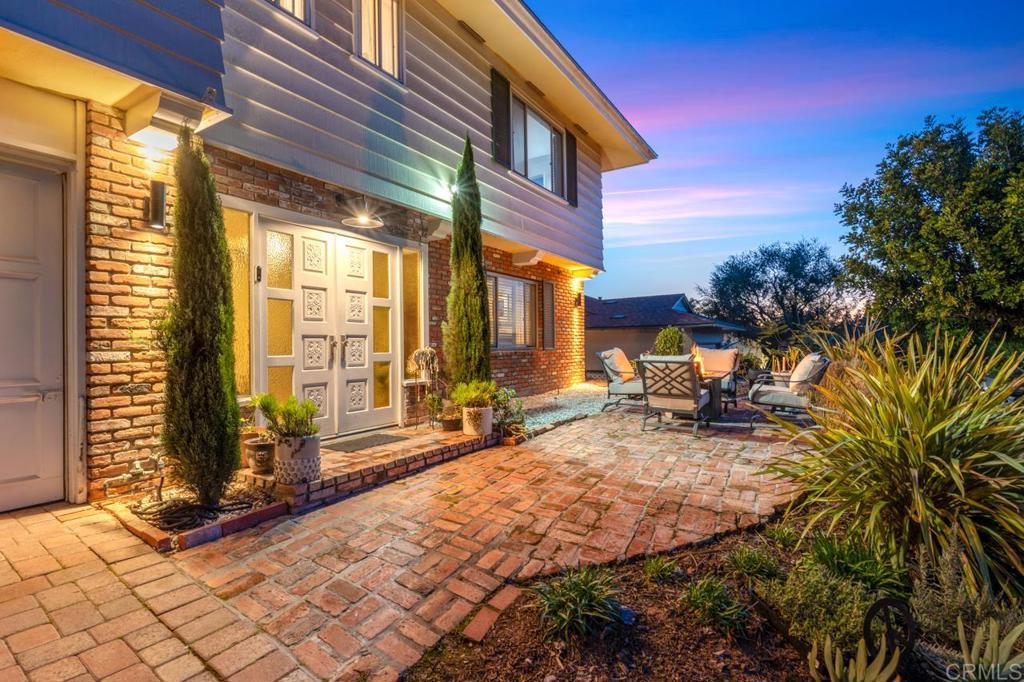 5171 College Gardens Court