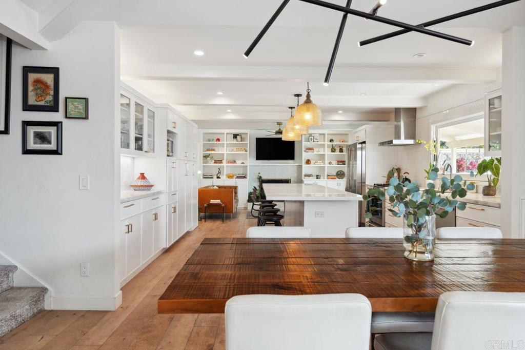 5171 College Gardens Court