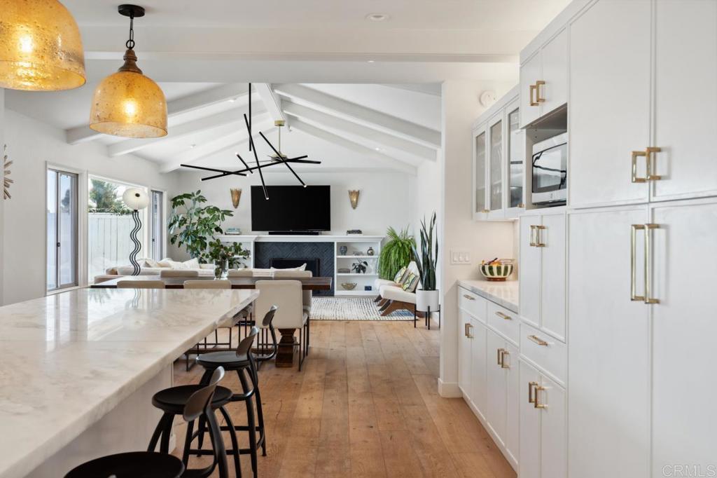 5171 College Gardens Court