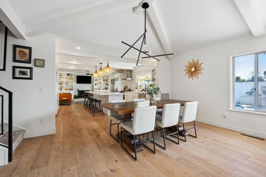 5171 College Gardens Court