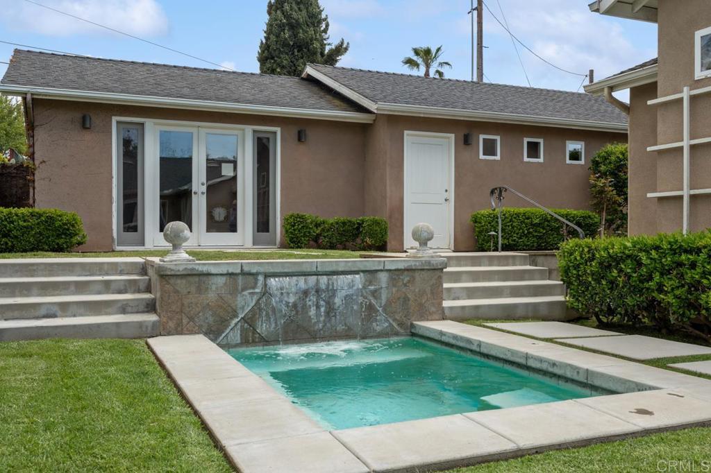 4561 Rhode Island Street