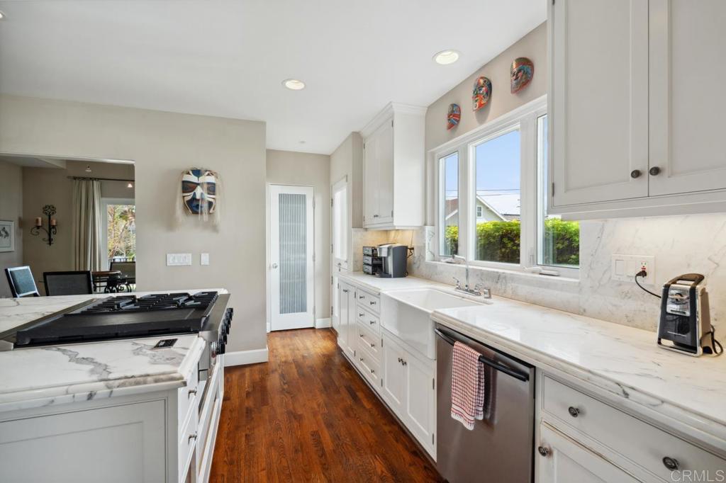 4561 Rhode Island Street