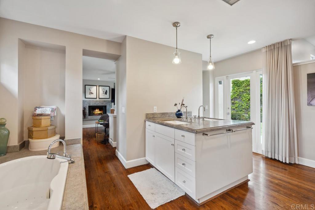 4561 Rhode Island Street