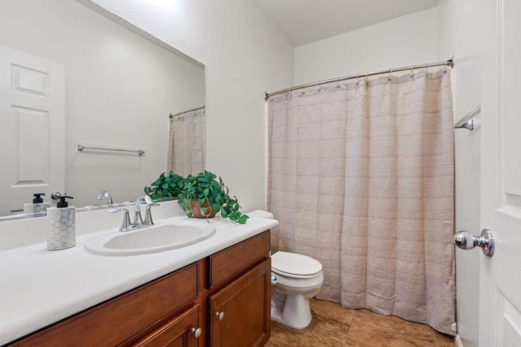 82572 Tremetina Court