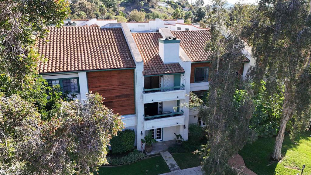 5525 Shasta Lane 310