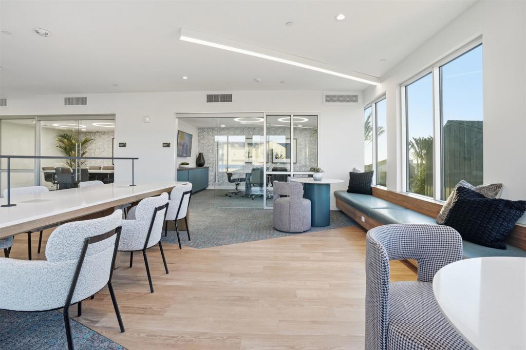 6050 Radiant Court 1-101