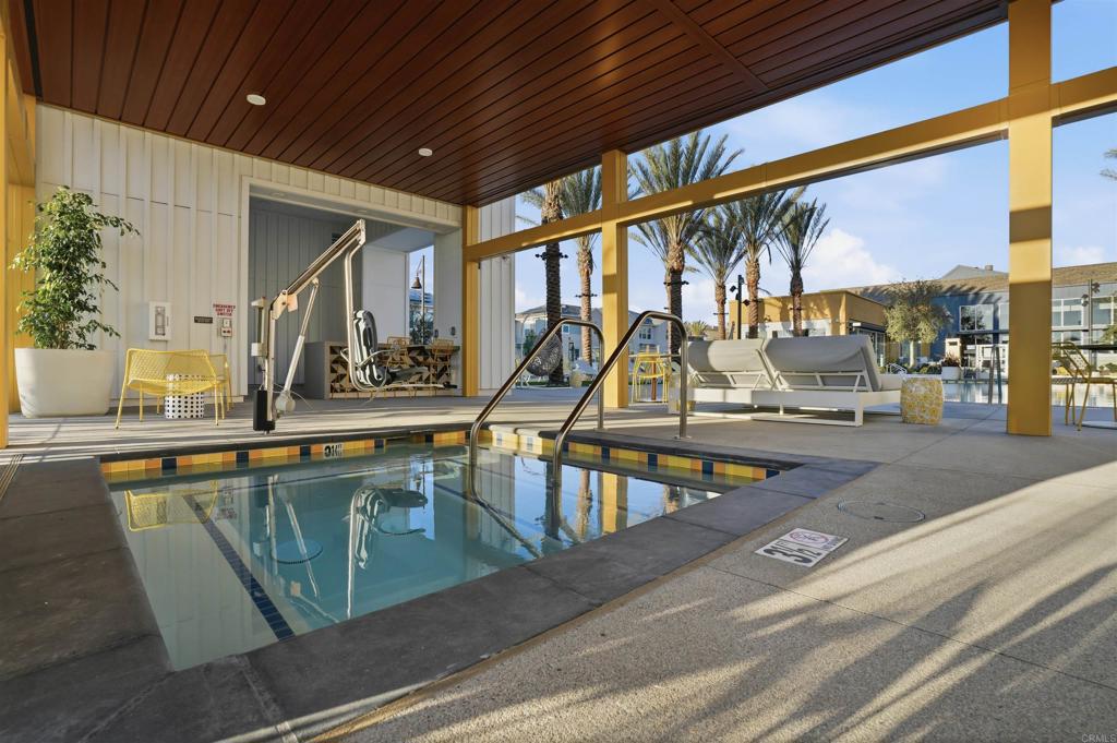 6040 Radiant Court 2-208