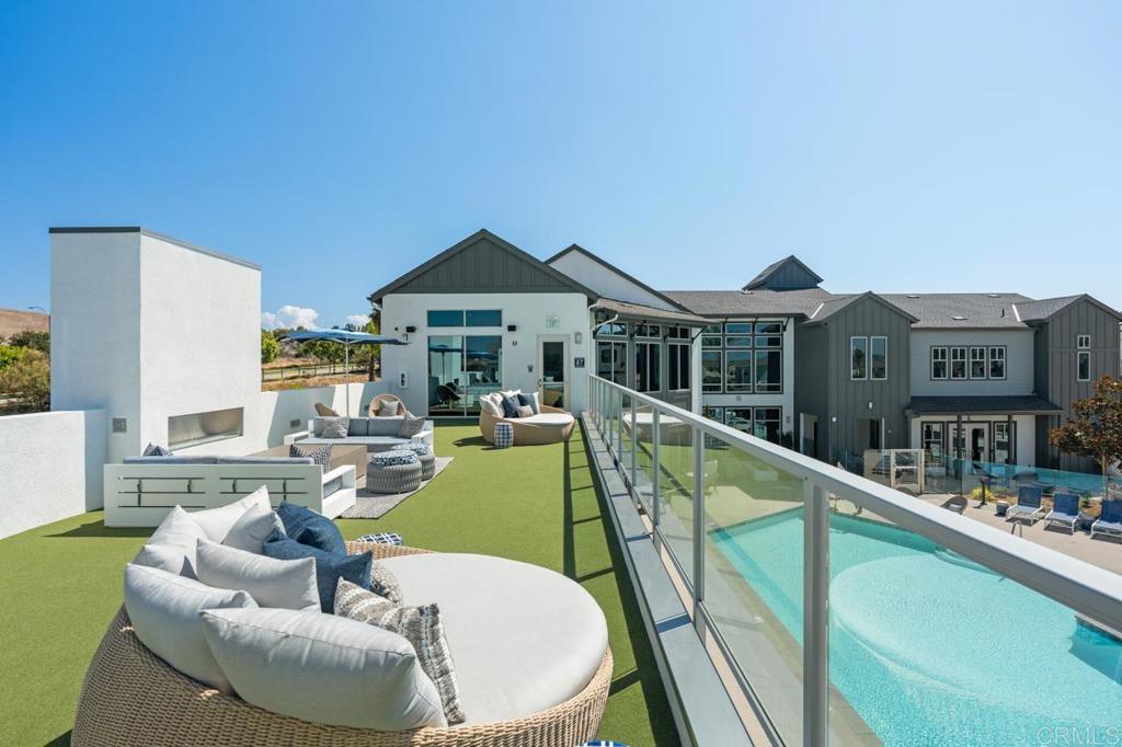 3055 Avenida Torcello 2