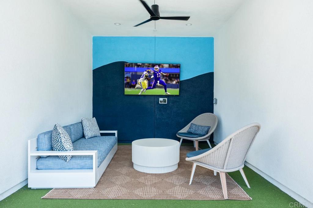 2095 Paseo Belluno 1