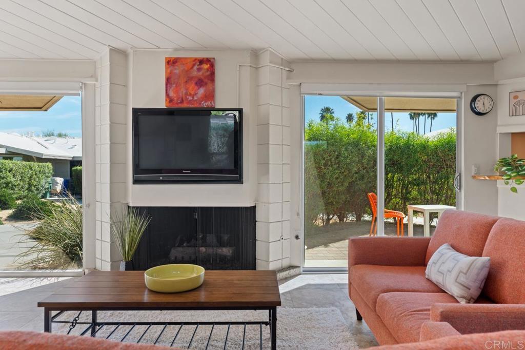 37800 Da Vall Drive 10