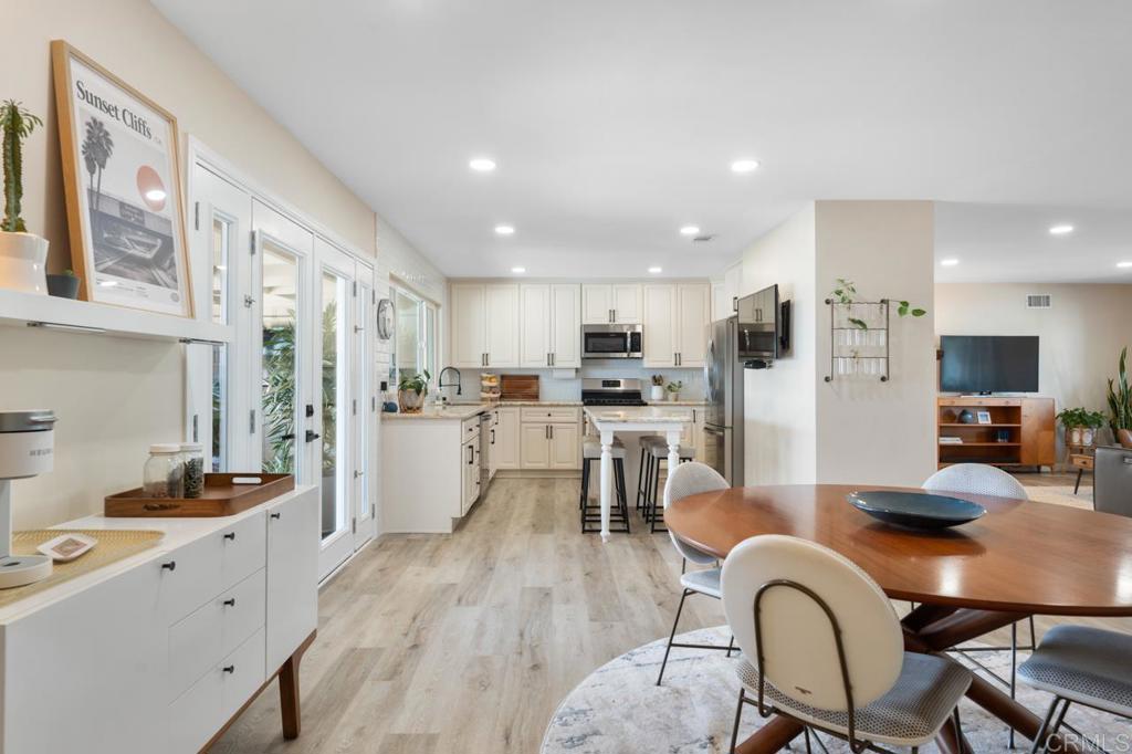 9935 Bonnie Vista Drive