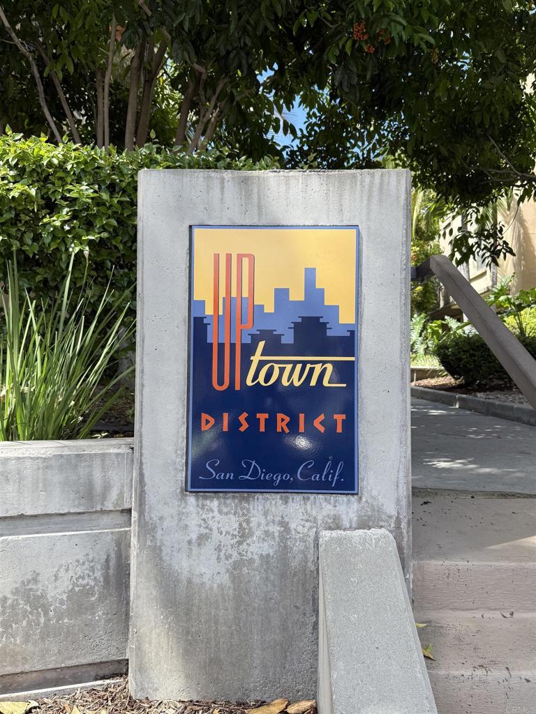 1270 Cleveland Avenue J205