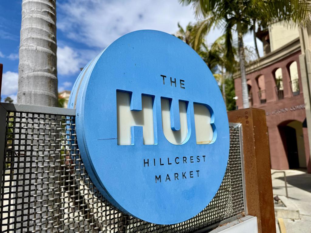 1270 Cleveland Avenue J205