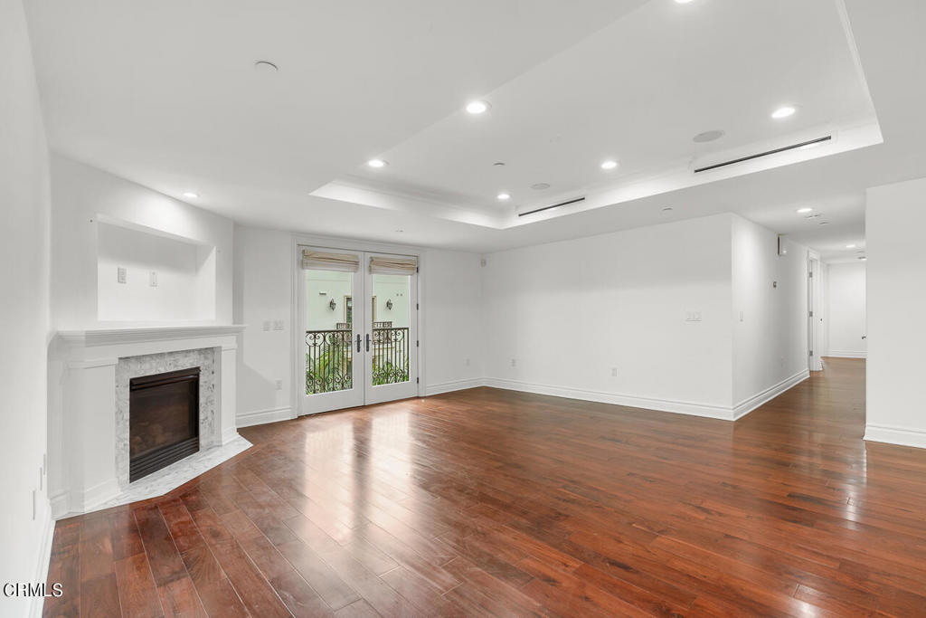 250 S de Lacey Avenue Unit: 402A