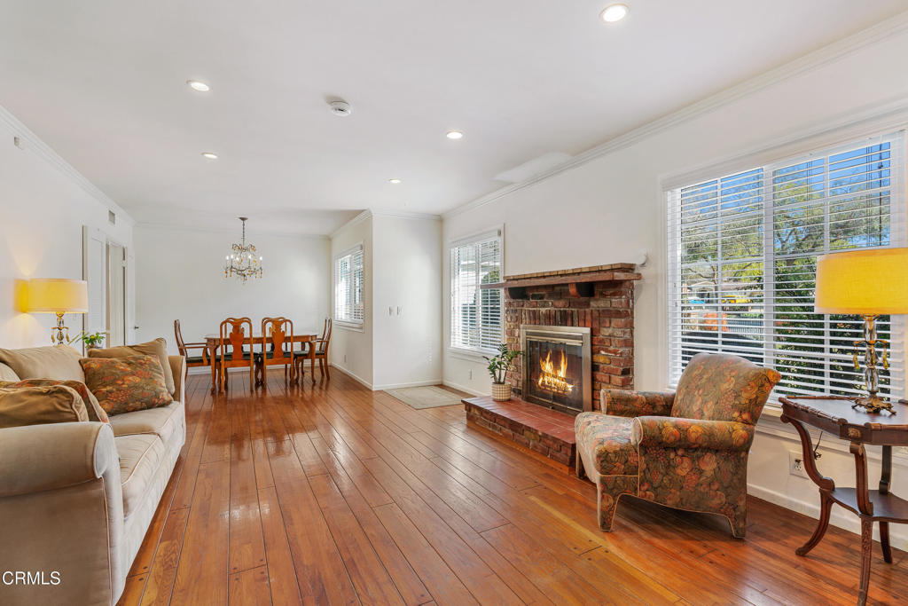 365 S San Gabriel Boulevard