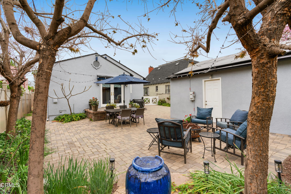 400 N Sunnyslope Avenue